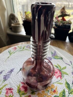 Vintage hand blown glass bud / vase with applied spiral wrap Amethyst purple